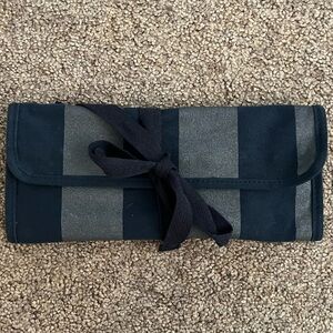 Women’s jewelry organizer